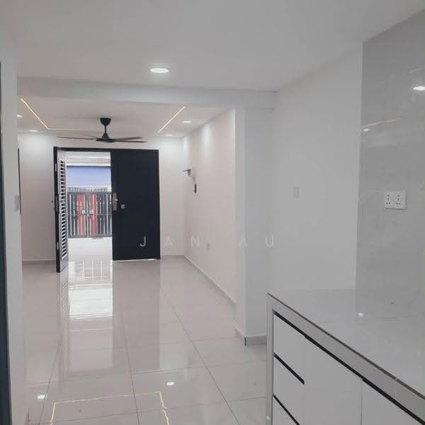 Rumah Teres 2-Tingkat untuk Dijual di Taman Johor Jaya (Johor Bahru) - JAN AU - Interior - PropertyGuru.com.my