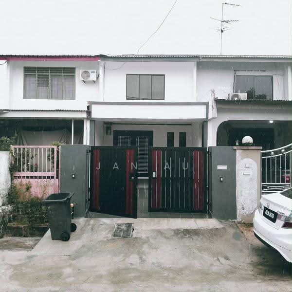 Rumah Teres 2-Tingkat untuk Dijual di Taman Johor Jaya (Johor Bahru) - JAN AU - Exterior - PropertyGuru.com.my