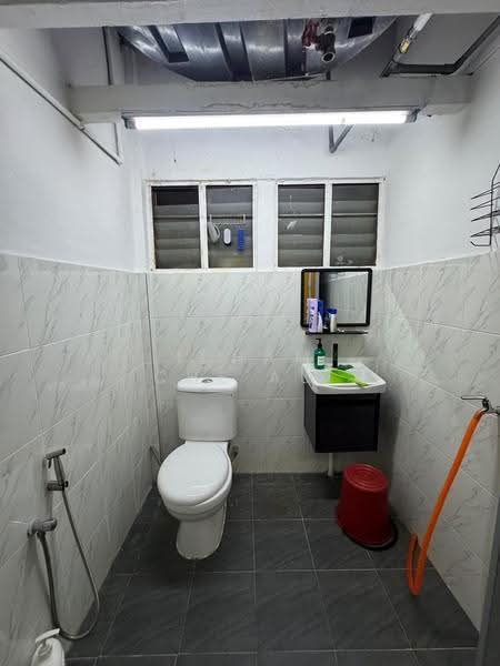Bungalow House for Sale in Kampung Permatang Badak (Kuantan) - Idham Che'Ali - Bathroom - PropertyGuru.com.my