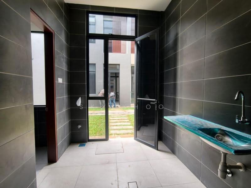2-storey Terraced House for Sale in Puteri Harbour (Iskandar Puteri (Nusajaya)) - Sky Khoo - Entrance - PropertyGuru.com.my
