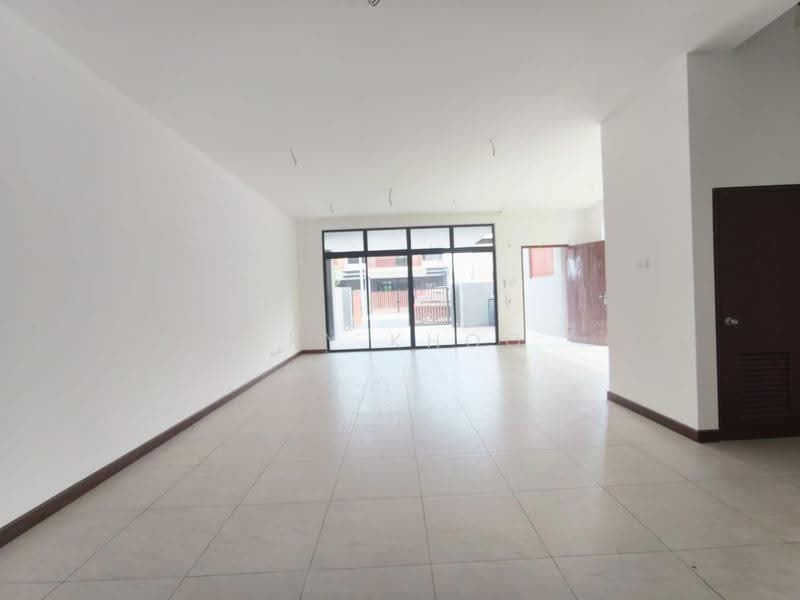2-storey Terraced House for Sale in Puteri Harbour (Iskandar Puteri (Nusajaya)) - Sky Khoo - Living Room - PropertyGuru.com.my