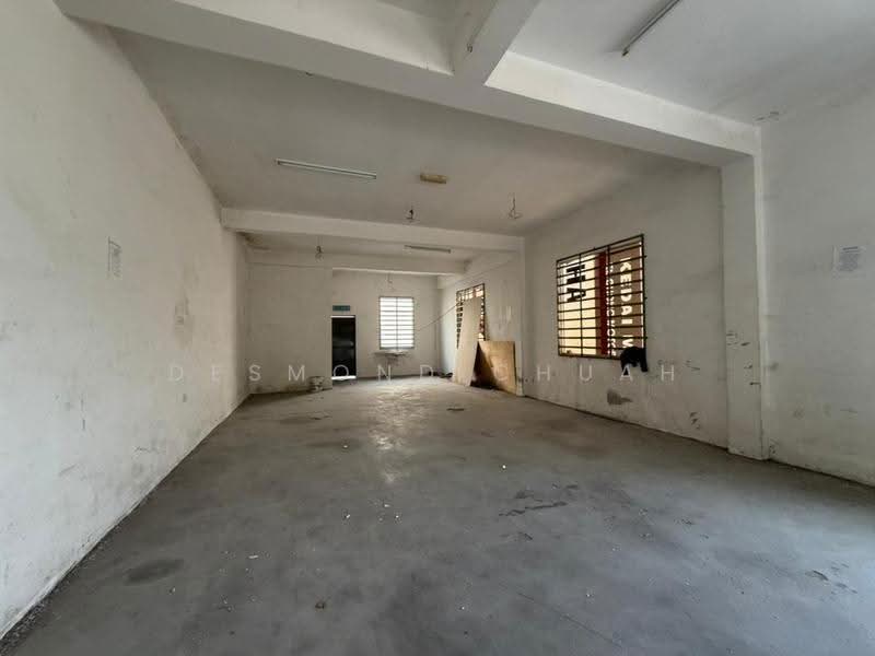 Shop for Rent in Sungai Jawi (Penang) - Desmond Chuah - Interior - PropertyGuru.com.my
