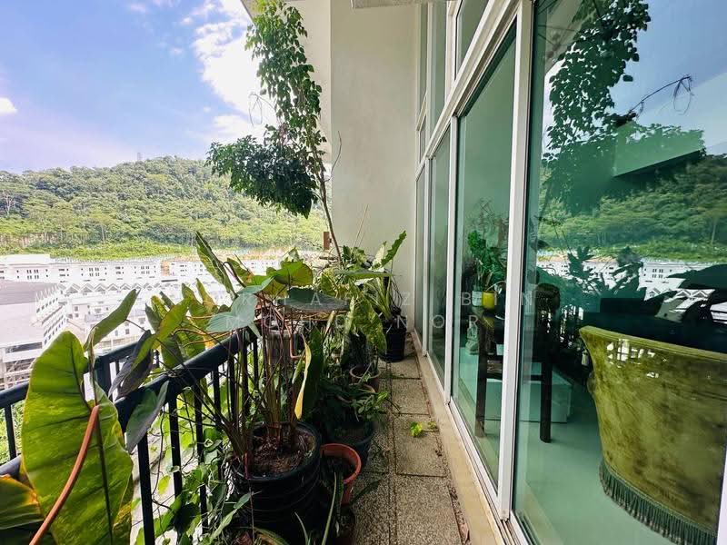Kondominium untuk Dijual di Armanee Terrace - Norhafiz Bin Mohd Nor - Balcony - PropertyGuru.com.my