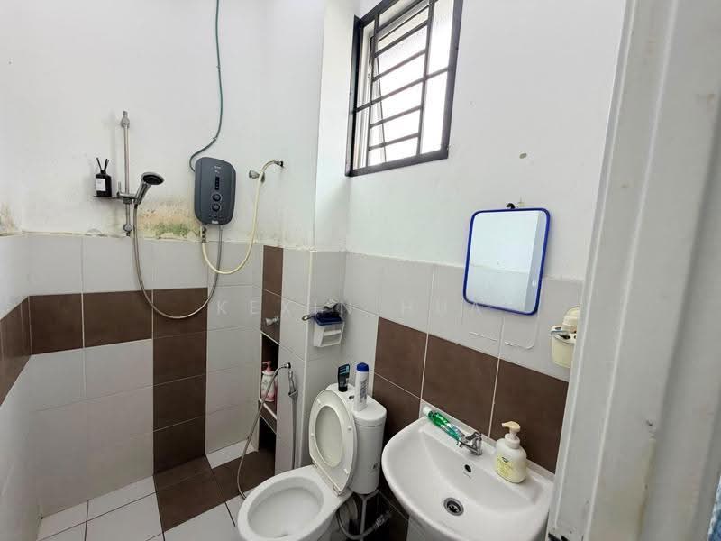 2-storey Terraced House for Sale in Bukit Indah (Iskandar Puteri (Nusajaya)) - Kexin Hua - Bathroom - PropertyGuru.com.my