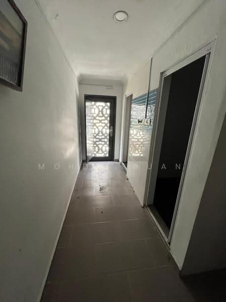 1-storey Terraced House for Sale in Taman Wilayah Selayang (Selayang) - Mohd Riduan - Corridor - PropertyGuru.com.my