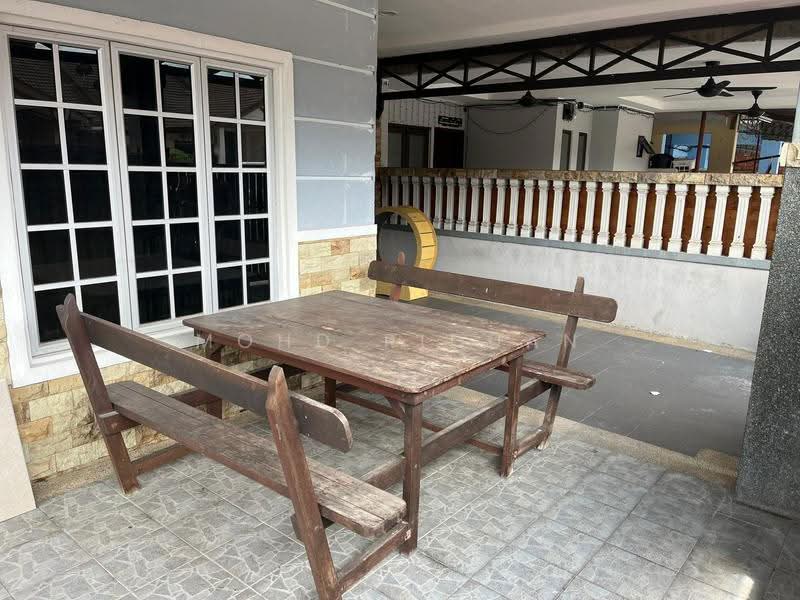 1-storey Terraced House for Sale in Taman Wilayah Selayang (Selayang) - Mohd Riduan - Exterior - PropertyGuru.com.my