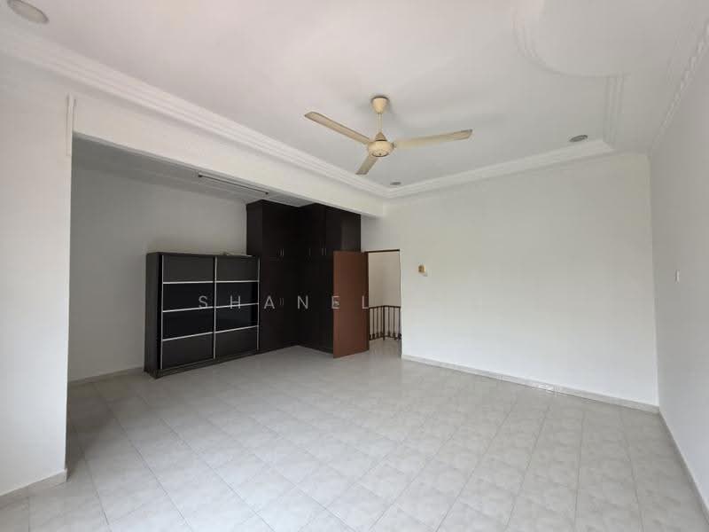 Rumah Teres 2-Tingkat untuk Dijual di Taman Sri Kluang (Kluang) - Shanel Tee - Interior - PropertyGuru.com.my