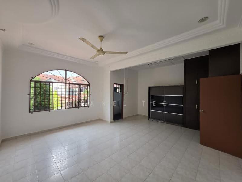 Rumah Teres 2-Tingkat untuk Dijual di Taman Sri Kluang (Kluang) - Shanel Tee - Interior - PropertyGuru.com.my