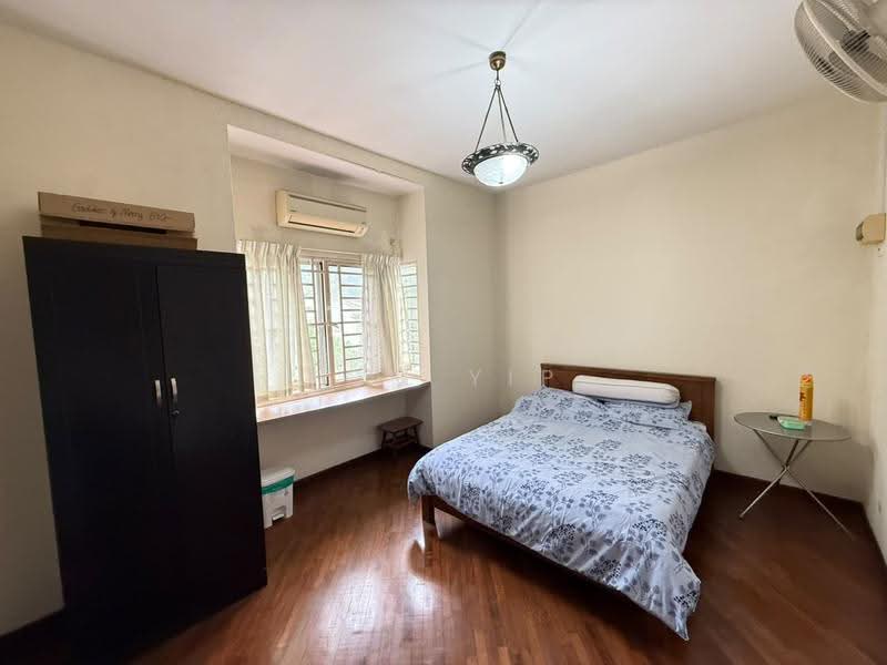 Rumah Berkembar untuk Dijual di Kota Emerald (Rawang) - Tom Yip - Bedroom - PropertyGuru.com.my