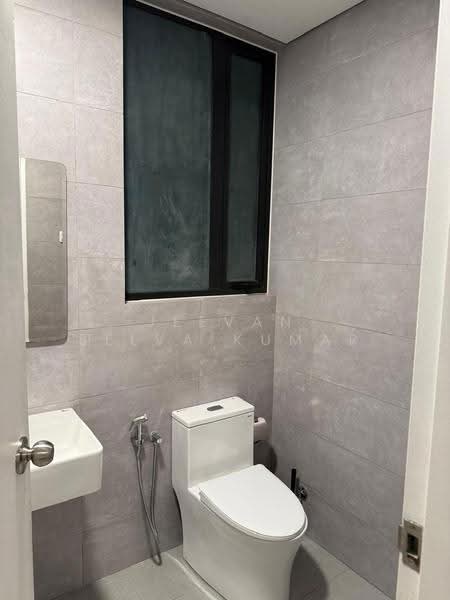 Kediaman Servis untuk Disewa di Cubic Botanical - Jeevan Selva Kumar - Bathroom - PropertyGuru.com.my