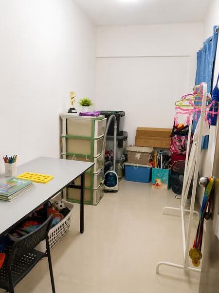 Pangsapuri untuk Dijual di Pangsapuri Subang Suria - Faliyana binti Muda - PropertyGuru.com.my