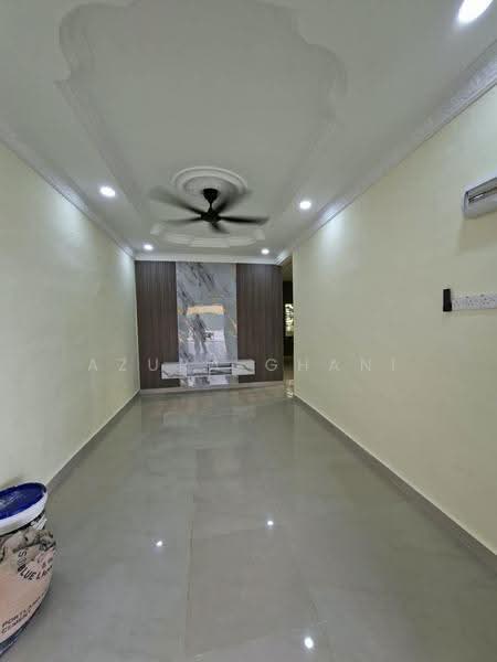 Rumah Teres 1-Tingkat untuk Dijual di Lunas (Kedah) - Azura Ghani - Living Room - PropertyGuru.com.my