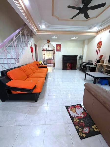 2-storey Terraced House for Sale in Bukit Indah (Iskandar Puteri (Nusajaya)) - Karl Lim - Living Room - PropertyGuru.com.my