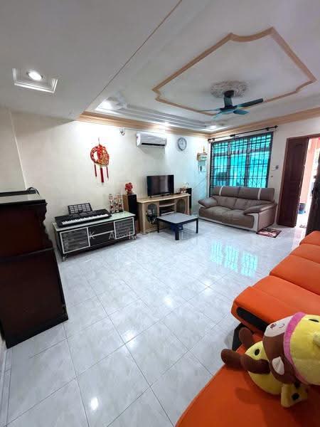 2-storey Terraced House for Sale in Bukit Indah (Iskandar Puteri (Nusajaya)) - Karl Lim - Living Room - PropertyGuru.com.my