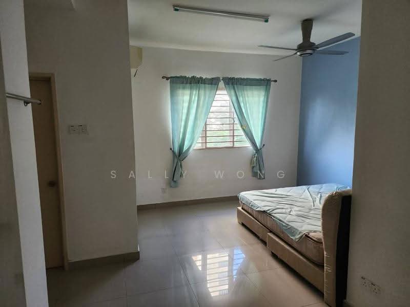 Kondominium untuk Dijual di Aman Heights Condominium - Sally Wong - Bedroom - PropertyGuru.com.my