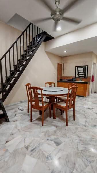 1-storey Terraced House for Sale in Taman Gunung Lambak (Kluang) - Shanel Tee - Dining Room - PropertyGuru.com.my