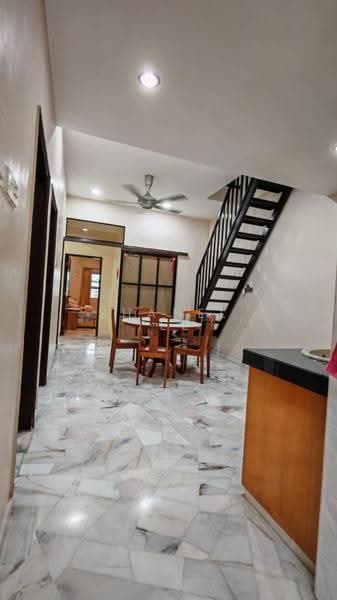 1-storey Terraced House for Sale in Taman Gunung Lambak (Kluang) - Shanel Tee - Dining Room - PropertyGuru.com.my