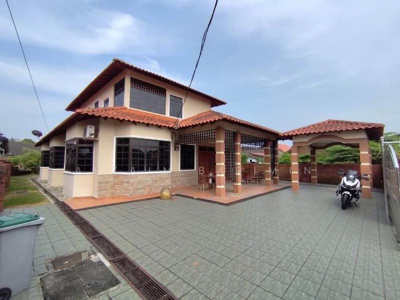 Bungalow House untuk Dijual di Kota Kecil (Kota Tinggi) - Arzaim Barimin - Exterior - PropertyGuru.com.my