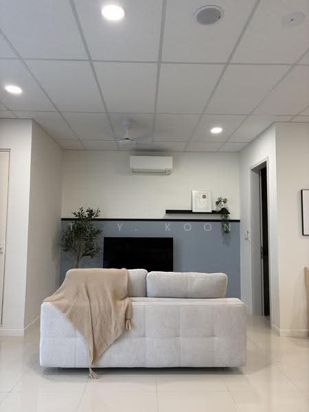 Service Residence for Rent at Edelweiss @ Tropicana Gardens - T. Y. Koon - Living Room - PropertyGuru.com.my