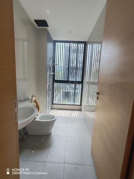 4-storey Terraced House for Sale in Damansara Perdana (Selangor) - Belle Low - Bathroom - PropertyGuru.com.my