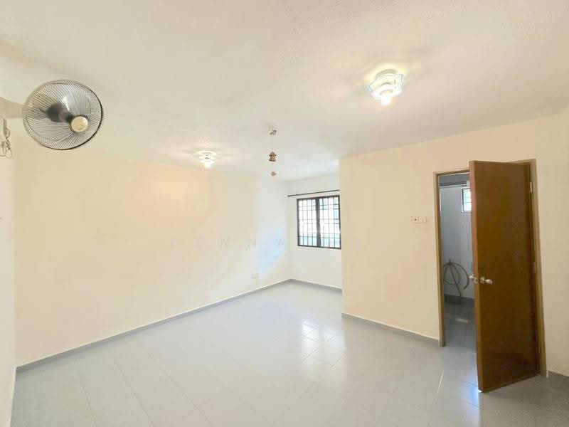 Rumah Berkembar untuk Dijual di Sungai Ara (Penang) - Kenny Ooi - Living Room - PropertyGuru.com.my