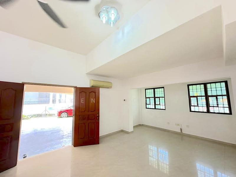 Rumah Berkembar untuk Dijual di Sungai Ara (Penang) - Kenny Ooi - Living Room - PropertyGuru.com.my