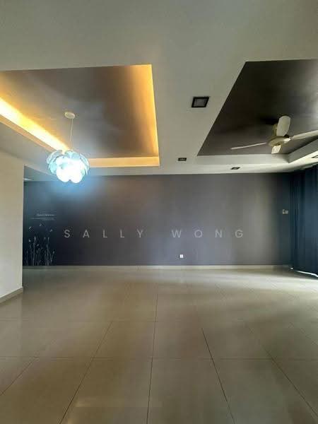 Kondominium untuk Dijual di Aman Heights Condominium - Sally Wong - Living Room - PropertyGuru.com.my