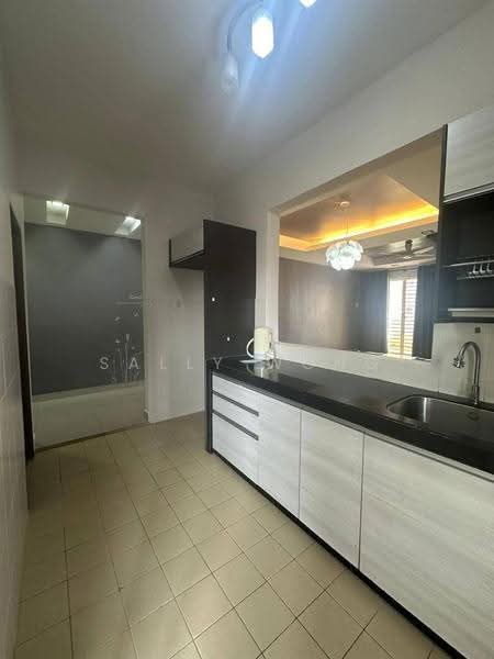 Kondominium untuk Dijual di Aman Heights Condominium - Sally Wong - Kitchen - PropertyGuru.com.my