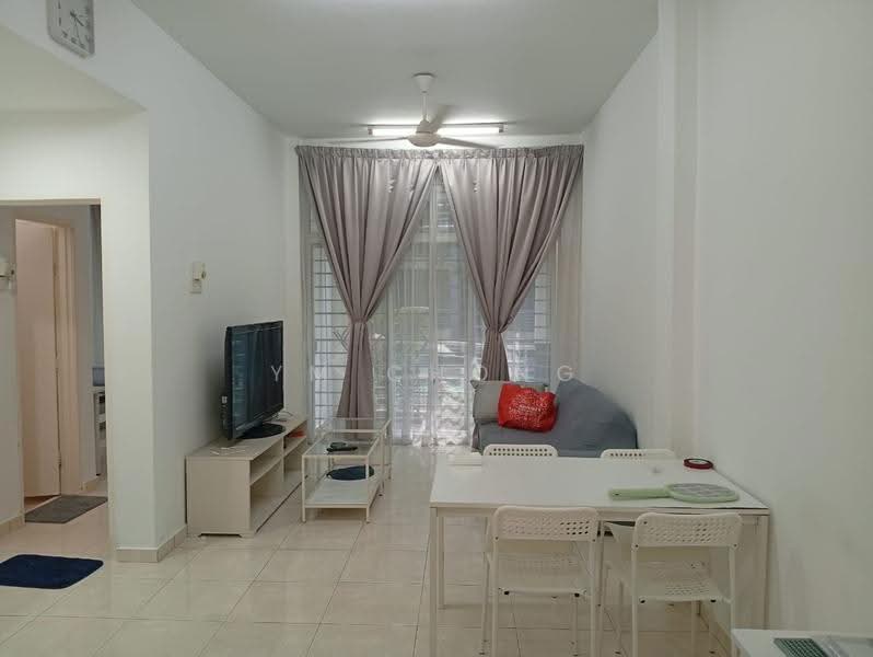 Pangsapuri untuk Disewa di Pangsapuri Bukit Beruang Permai (University Green) - YM Chong - Living Room - PropertyGuru.com.my
