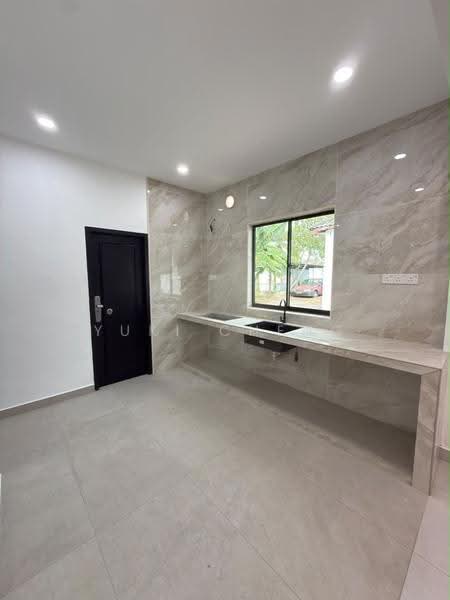 Rumah Teres 1-Tingkat untuk Dijual di Taman Universiti (Skudai) - Yuki Cheng - Kitchen - PropertyGuru.com.my