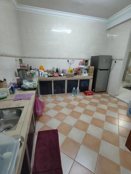 Rumah Teres 2-Tingkat untuk Dijual di Taman Desa Tebrau (Tebrau) - Kok Hui - Kitchen - PropertyGuru.com.my