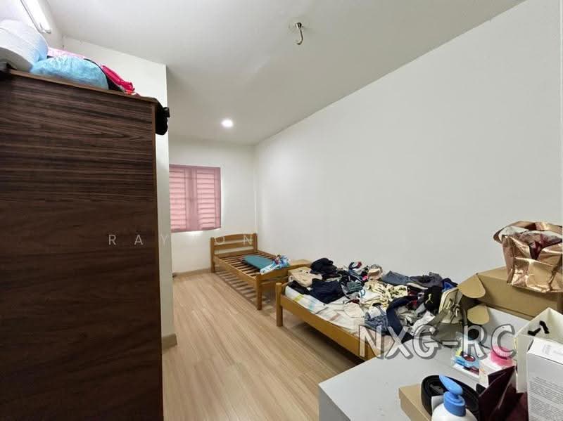 2.5-storey Terraced House for Sale in Taman Sentosa (Klang) - Raymond Cheng - Bedroom - PropertyGuru.com.my
