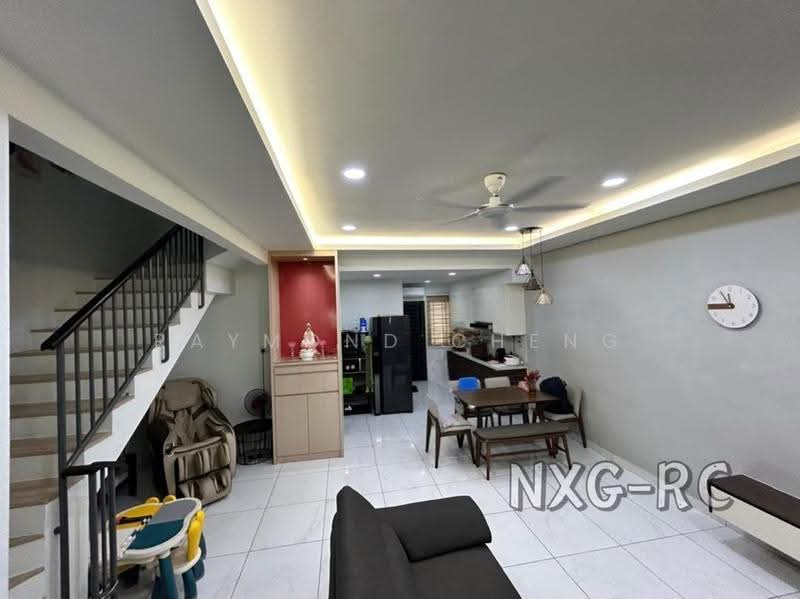 2.5-storey Terraced House for Sale in Taman Sentosa (Klang) - Raymond Cheng - Living Room - PropertyGuru.com.my