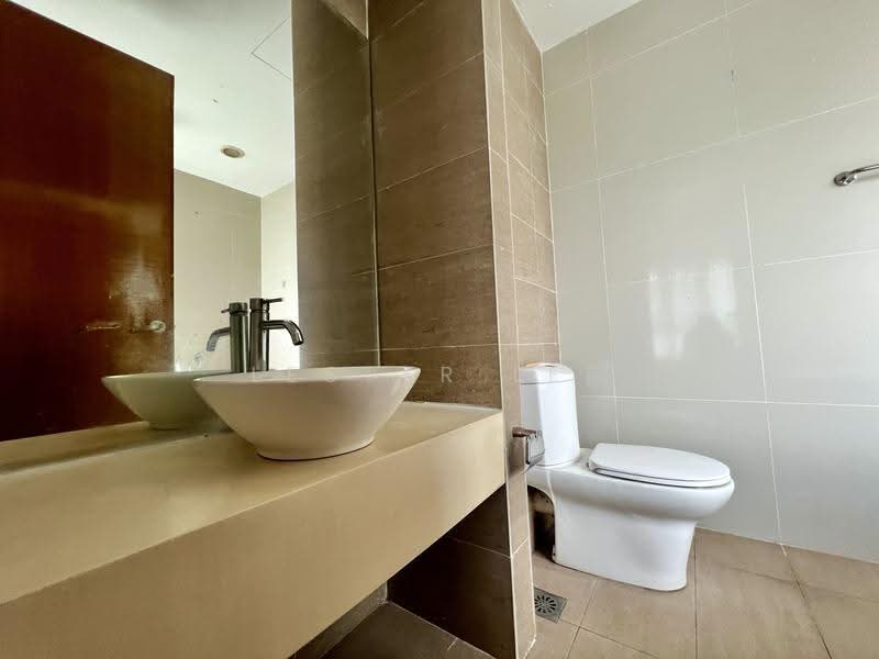 Condominium for Sale at Gaya Bangsar - Lester Lee - Bathroom - PropertyGuru.com.my
