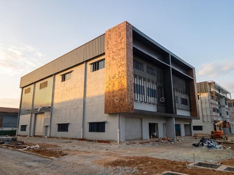 Detached Factory for Sale in Kwasa Damansara (Sungai Buloh) - Rony Chong - Exterior - PropertyGuru.com.my