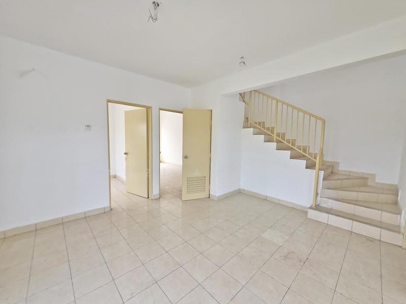 1.5-storey Terraced House for Sale in Bandar Ekar (Rantau) - Hamzi Ab Hadi - Interior - PropertyGuru.com.my