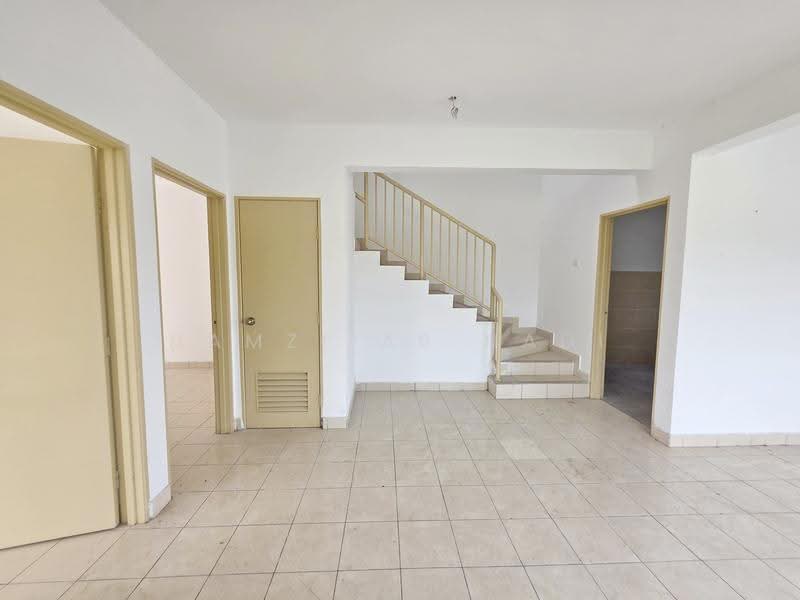 1.5-storey Terraced House for Sale in Bandar Ekar (Rantau) - Hamzi Ab Hadi - Interior - PropertyGuru.com.my