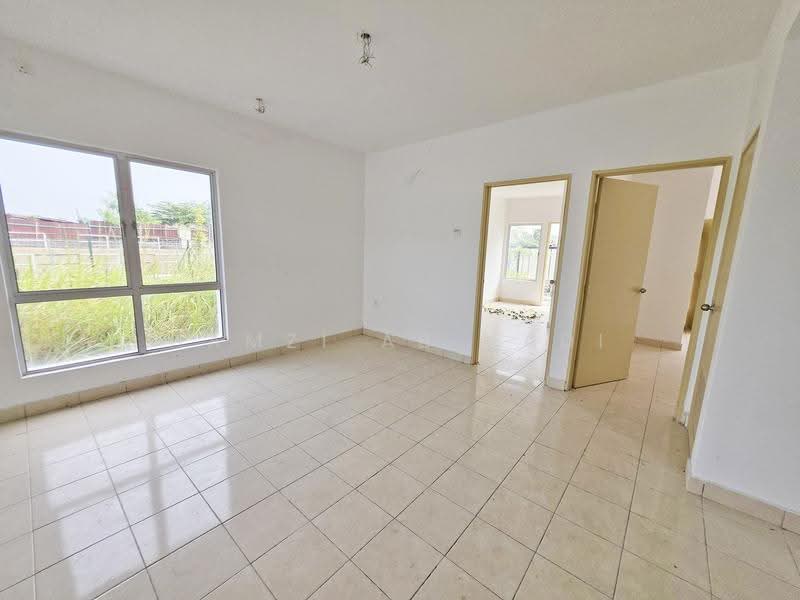 1.5-storey Terraced House for Sale in Bandar Ekar (Rantau) - Hamzi Ab Hadi - Living Room - PropertyGuru.com.my