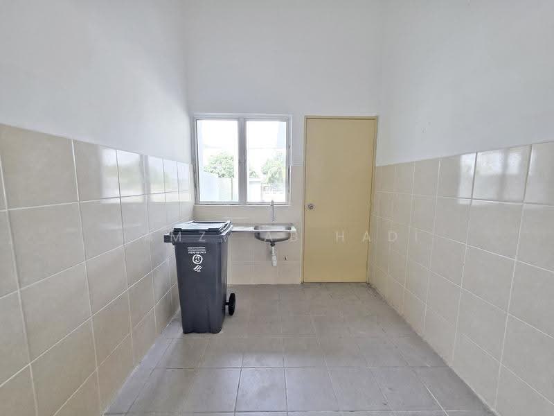 1.5-storey Terraced House for Sale in Bandar Ekar (Rantau) - Hamzi Ab Hadi - Interior - PropertyGuru.com.my