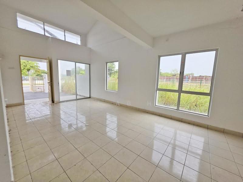 1.5-storey Terraced House for Sale in Bandar Ekar (Rantau) - Hamzi Ab Hadi - Living Room - PropertyGuru.com.my