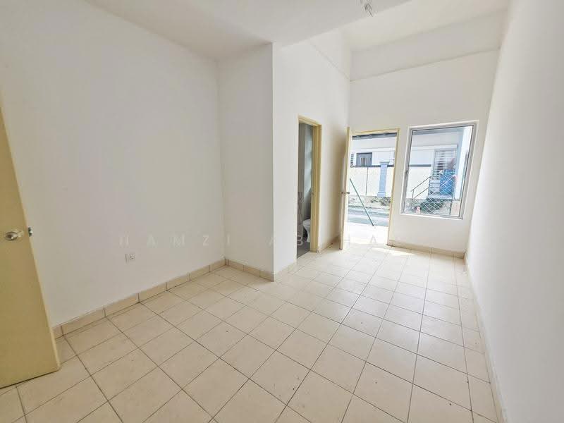 1.5-storey Terraced House for Sale in Bandar Ekar (Rantau) - Hamzi Ab Hadi - Interior - PropertyGuru.com.my