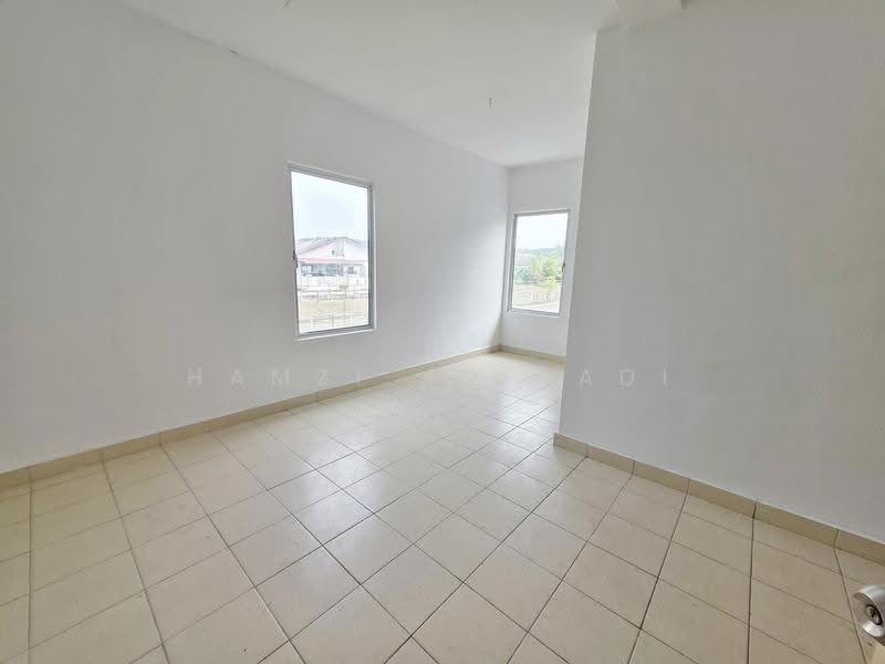 1.5-storey Terraced House for Sale in Bandar Ekar (Rantau) - Hamzi Ab Hadi - Interior - PropertyGuru.com.my
