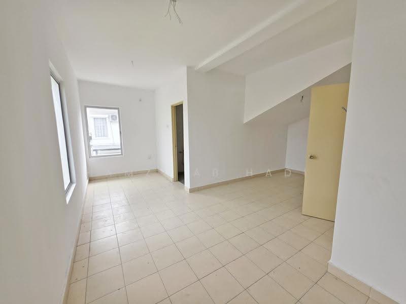 1.5-storey Terraced House for Sale in Bandar Ekar (Rantau) - Hamzi Ab Hadi - Interior - PropertyGuru.com.my