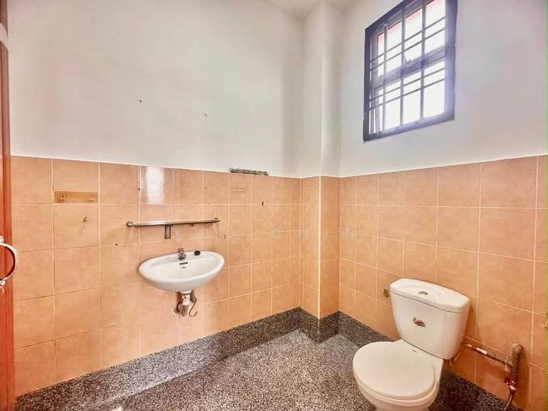 Rumah Teres 2-Tingkat untuk Dijual di Taman Nusa Bestari Jaya (Iskandar Puteri (Nusajaya)) - Kuu Chin - Bathroom - PropertyGuru.com.my