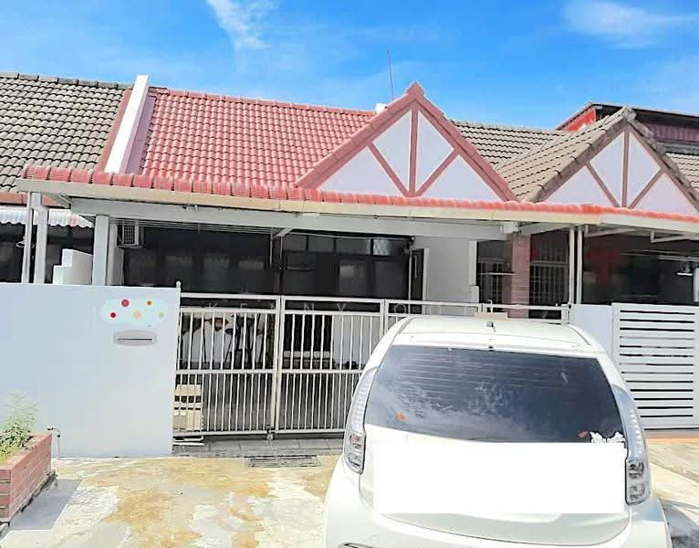 1-storey Terraced House for Sale in Sungai Dua (Penang) - Kenny Ooi - Exterior - PropertyGuru.com.my