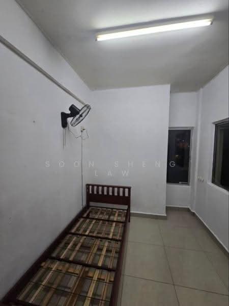 Apartment for Sale at Taman Tropika - Soon Sheng Law - Bedroom - PropertyGuru.com.my