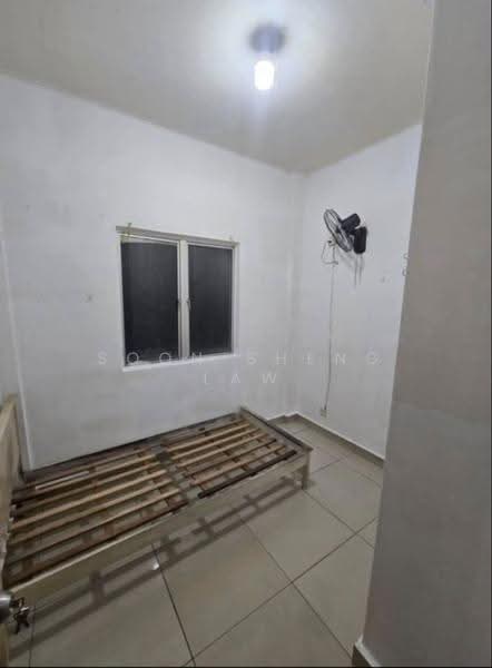 Apartment for Sale at Taman Tropika - Soon Sheng Law - Bedroom - PropertyGuru.com.my