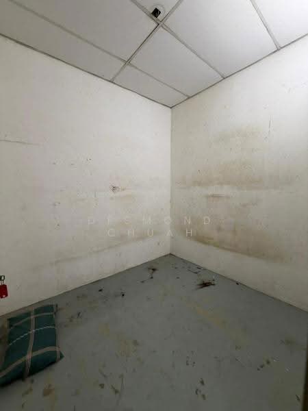 Shop for Rent in Bukit Minyak (Penang) - Desmond Chuah - Interior - PropertyGuru.com.my