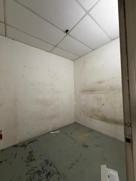 Shop for Rent in Bukit Minyak (Penang) - Desmond Chuah - Interior - PropertyGuru.com.my