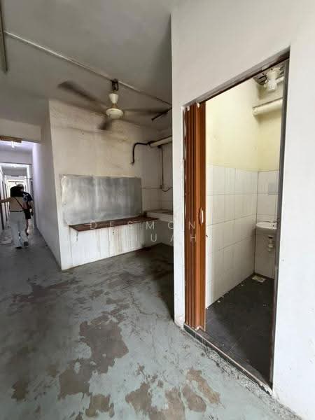 Shop for Rent in Bukit Minyak (Penang) - Desmond Chuah - Interior - PropertyGuru.com.my